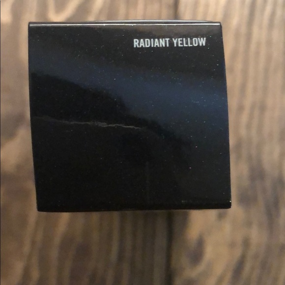 MAC primer - Picture 2 of 3